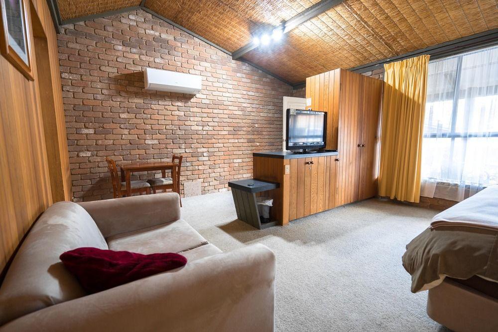 Farnham Court Motel&Restaurant Morwell Exterior foto